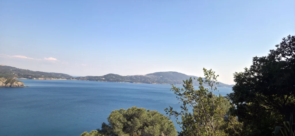 Blick auf die Küste von Elba